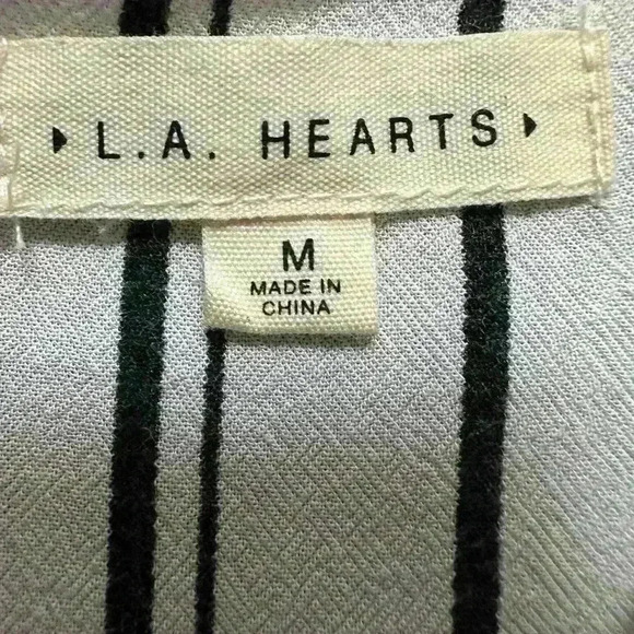 L.A. Hearts Striped Romper (R6) - Picture 9 of 10